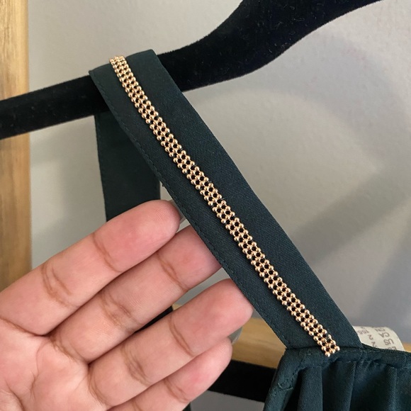 H&M Conscious Green Sleeveless Blouse with Gold Accent Trim Is | US Size 2 - Picture 5 of 8